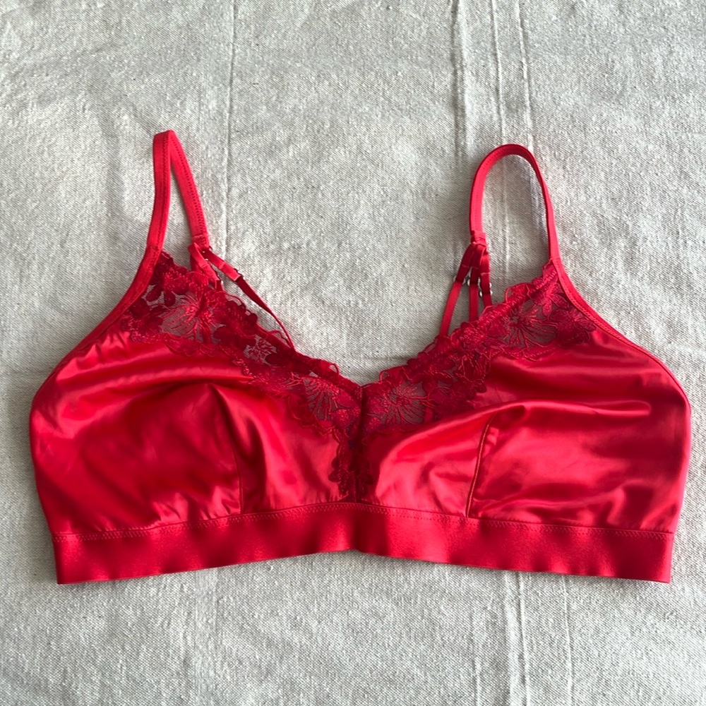 Aerie Satin and Lace Red Bralette in XL